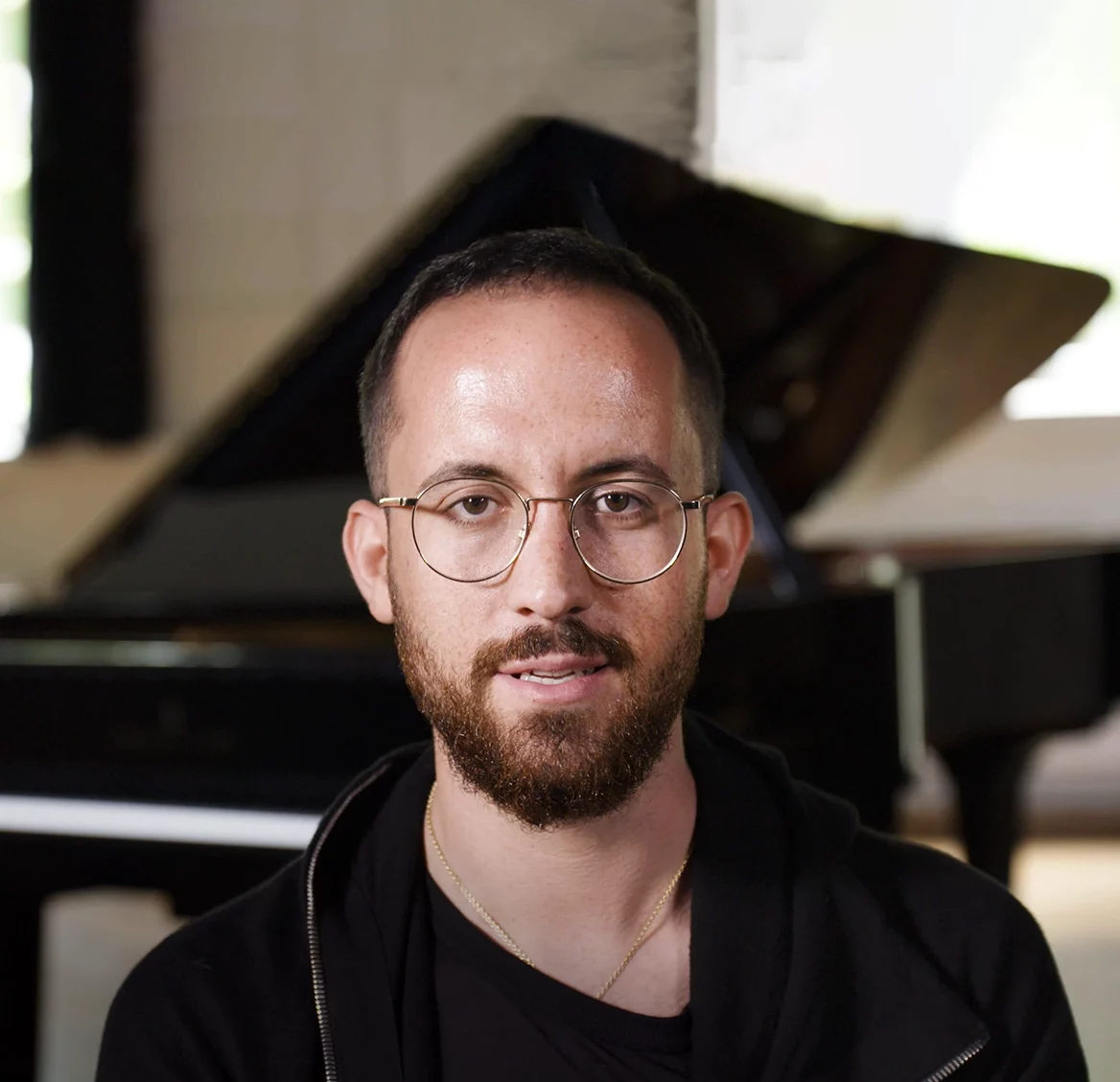 Ein Bild zeigt Igor Levit am Jubiläum 