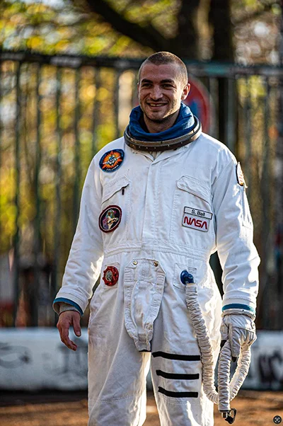 a8bb9c17-045a-4977-8c7e-fb7bde475b5a